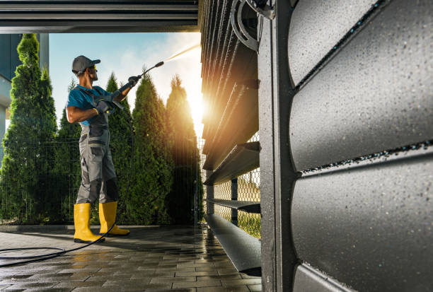 Best Animal Enclosure Cleaning  in Oakton, VA